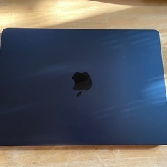 MacBook Air M2 8GB 512GB バッテリー100% 充放電回数1回 ほぼ MacBook Air M2 8GB 512GB バッテリー100% 充放電回数1回 ほぼ