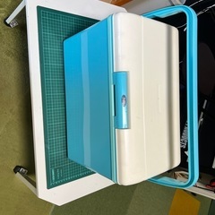 クーラーボックスと保冷剤