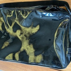 エナメルバッグの画像