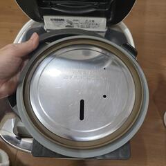 お値下げしました!TOSHIBA 圧力IH炊飯器 RC-10VXP 動作確認済 お値下げしました!TOSHIBA 圧力IH炊飯器 RC-10VXP 動作確認済