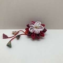 つまみ細工　B2