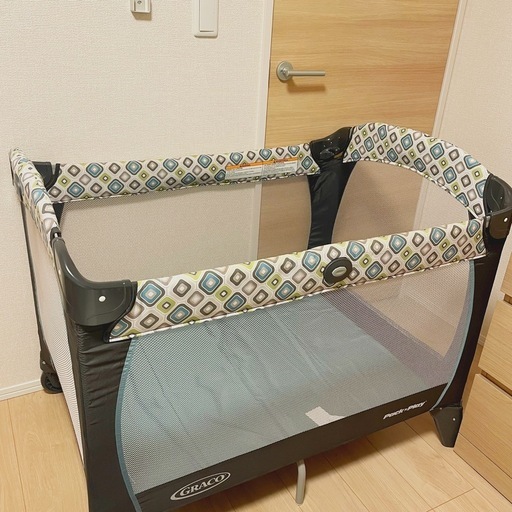 GRACO グレコ　　柄物　パッキンプレイ　ベビーベッド　寝具