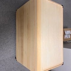 桐の入れ物、雛人形