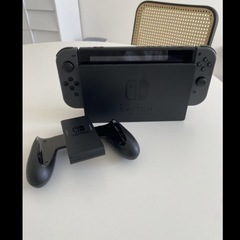 グレー　switch本体の画像