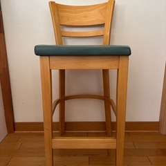 岐阜県揖斐郡池田町　中古　HIKARIカウンターチェア　4脚セットの画像