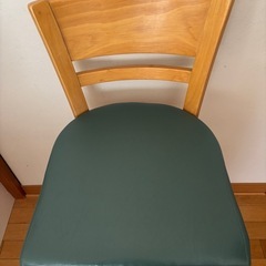 岐阜県揖斐郡池田町　中古　HIKARIカウンターチェア　4脚セットの画像