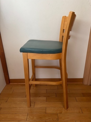 岐阜県揖斐郡池田町　中古　HIKARIカウンターチェア　4脚セット