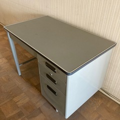 【受け渡し予定決定】事務机　デスク　オフィス用　レトロ　DIY  