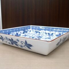 未使用品 庫山窯 前畑陶器 染付 J-409 青華 角盛鉢 葉模様 和食器 深皿 木箱入り 苫小牧西店の画像