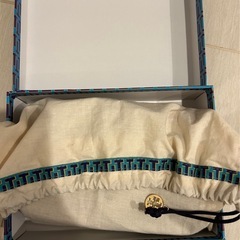 【お値下げ5,000→3,000円】【TORY BURCH/トリーバーチ】  チェーンウォレット お財布ショルダー レザーウォレットの画像