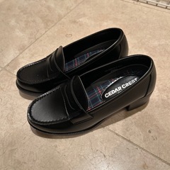 新品　23センチヒールローファー　黒　学生