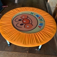 
アンパンマンのトランポリン　