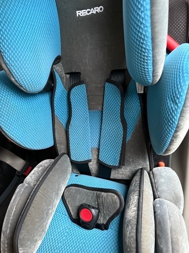 【決まりました】RECARO レカロ YOUNG SPORT　ヤングスポーツ ジュニアシート