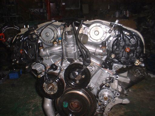 MベンツV12エンジン専門工場―オーバーホール-リビルト-リペアー内燃機業務