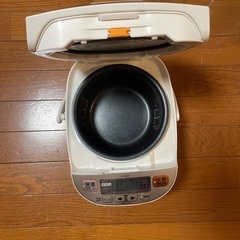炊飯器　NL-BB05の画像