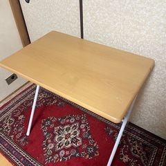 折りたたみテーブル　デスク　机の画像