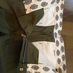 美品未使用近い Dickies チノワークペインターカーゴパンツオリーブカーキ系アーミーミリタリーデニムジーンズボトムスの画像