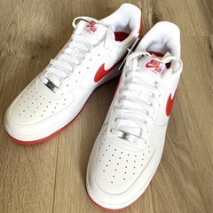 【新品】NIKE ナイキ エアフォース1 07 28.5cm 白 赤 メンズ スニーカー FJ4146-106 AIR FORCE1 エアフォースワン  ドラゴンレッドの画像