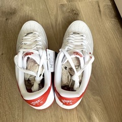 【新品】NIKE ナイキ エアフォース1 07 28.5cm 白 赤 メンズ スニーカー FJ4146-106 AIR FORCE1 エアフォースワン  ドラゴンレッドの画像