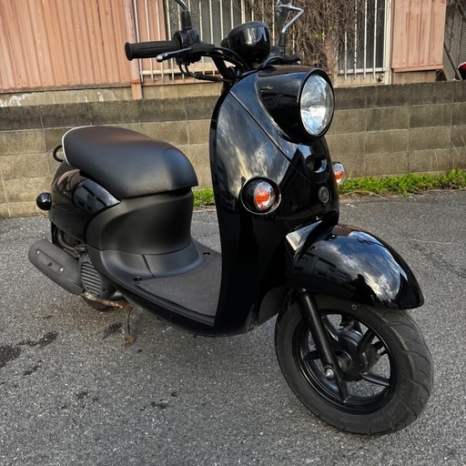 ヤマハ　ビーノ FI 実働　SA37J  　ブラック　外装インナー新品　動画あり　大阪