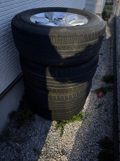 トヨタ純正タイヤ235/65R17 12H4本セット