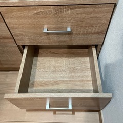 【美品】　ローチェスト　木製　おまけ付き：帽子ラックの画像