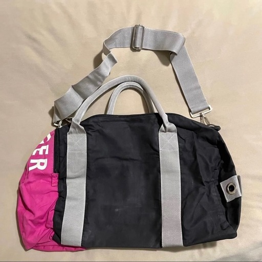 ＊新品＊トミーヒルフィガー ボストンバッグ 希少デザイン