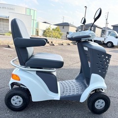 商談中　【愛知】スズキ セニアカー ET4D9　2022年製 極上車 新品バッテリー　/ 近郊エリアへの自社配送もしくは引取りも対応可能　の画像