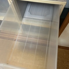 押入れ下収納の画像