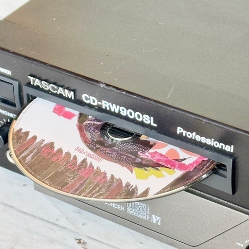 TASCAM「CD-RW900SL」プロフェッショナルCDプレーヤー (maro