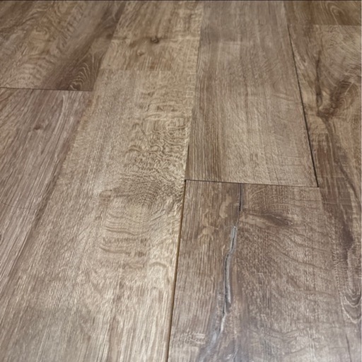 定価約6万　賃貸でもDIY 置くだけフロアタイル約12畳分