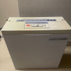 ホットプレート(2回使用)&シュレッダー(ジャンク扱い)の画像