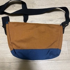 ワークマン　ショルダーバッグの画像