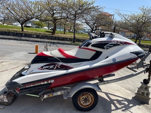 ジェットスキー