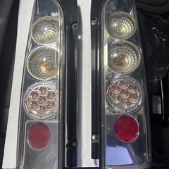 ハイエース　社外LEDテールランプ
