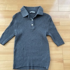ZARA トップスの画像