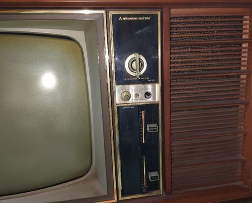 レトロ ブラウン管テレビ (かぶとむち) 姫路のテレビ レトロ ブラウン管テレビ (かぶとむち) 姫路のテレビ