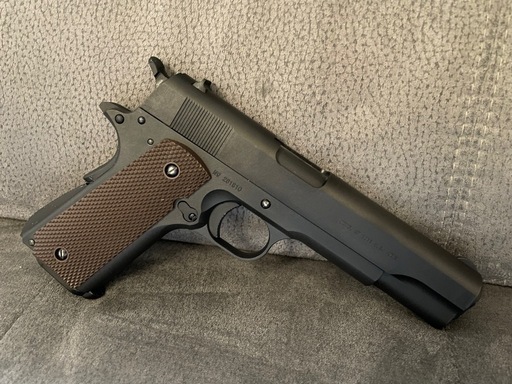 BATON  m1911a1 co2 ガスガン
 