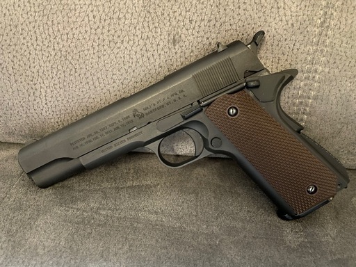 BATON  m1911a1 co2 ガスガン
 
