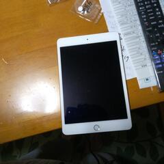 apple,ipad,mini4、未使用に近い。