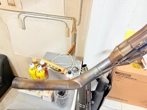 GSF1200 ヨシムラフルエキ 曲がりあり 修正用 ワイバンフルエキ取付け