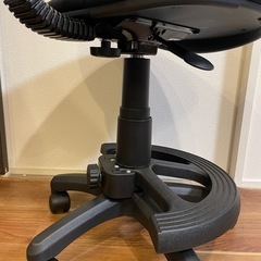 デスクチェア　学習チェア　学習椅子　回転椅子の画像