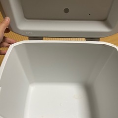 お話し中　
クーラーボックスの画像