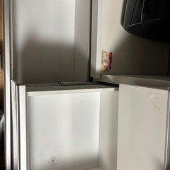 食器棚、カップボードの画像