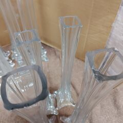 世田谷区近辺配送可能　21本（ばら売り1点：100円）　ガラス花瓶　高さ30㎝　直径3㎝　クリアガラス　エッフェル塔花瓶　ガラスプーケスタンド　フラワーベース　の画像