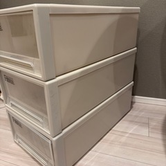 収納ケース　衣装ケースの画像