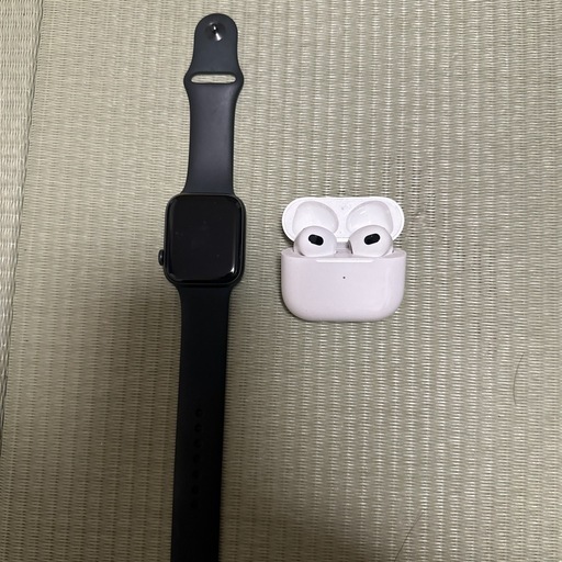 Apple watch6   と　AirPods第3世代