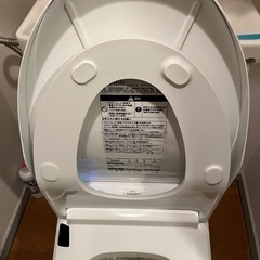 ウォシュレット(温水洗浄便座)の画像