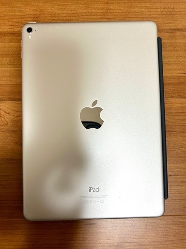 アップル　iPad Pro 9.7インチ
