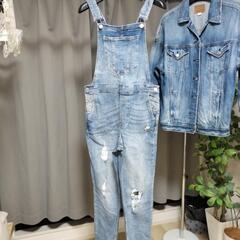 アメリカンイーグルGジャンとH＆Mオーバーオールセットの画像